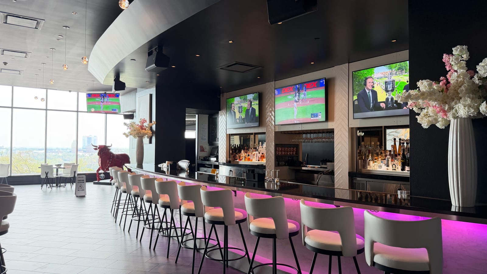 STK Steakhouse Niagara Falls bar and cocktails